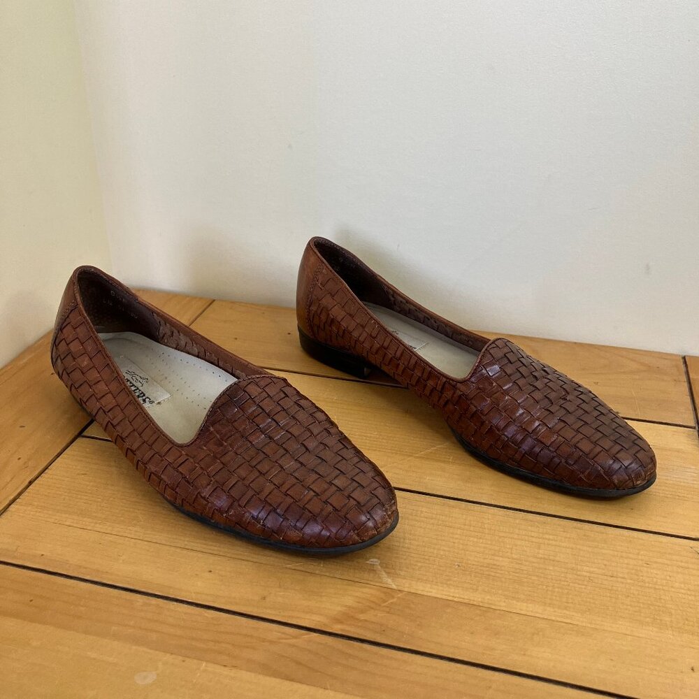 Trotters Liz Woven Leather Flats Basketweave Slip On Shoes Brown Women's US 9.5